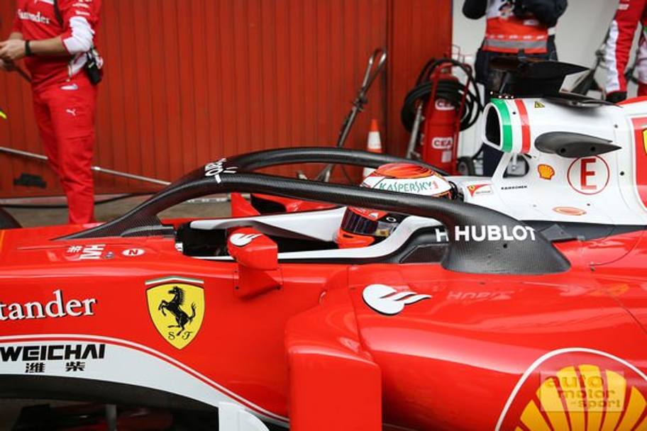 Grande novit a Montmelo&#39;: la Ferrari di Kimi Raikkonen ha fatto esordire in via sperimentale il sistema Halo, una sorta di cupolino di protezione della testa del pilota. La F1 sta valutando l&#39;introduzione per accrescere la sicurezza e provare a evitare incidenti fatali come quello costato la vita al povero Jules Bianchi